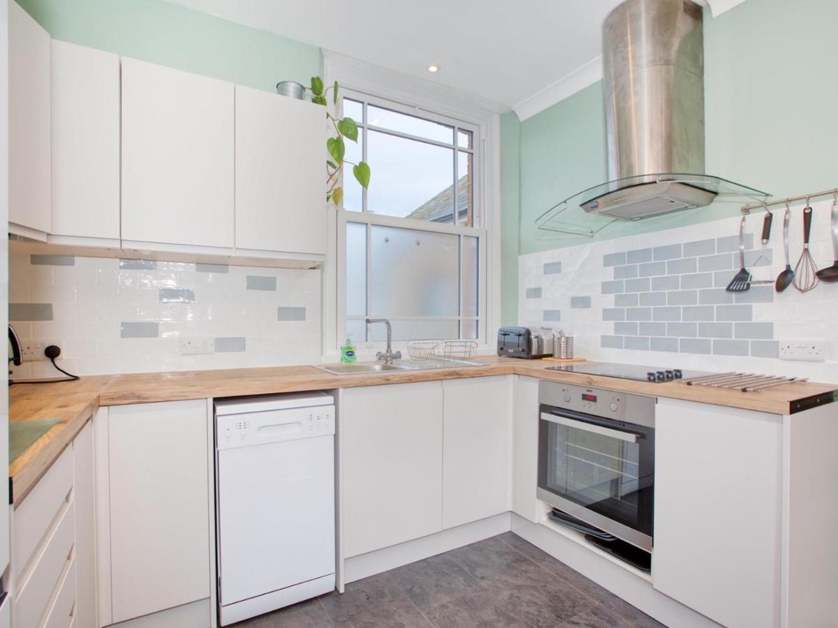 Pass The Keys Lovely 2-Bed Apartment Colyton Near Jurassic Coast Екстер'єр фото