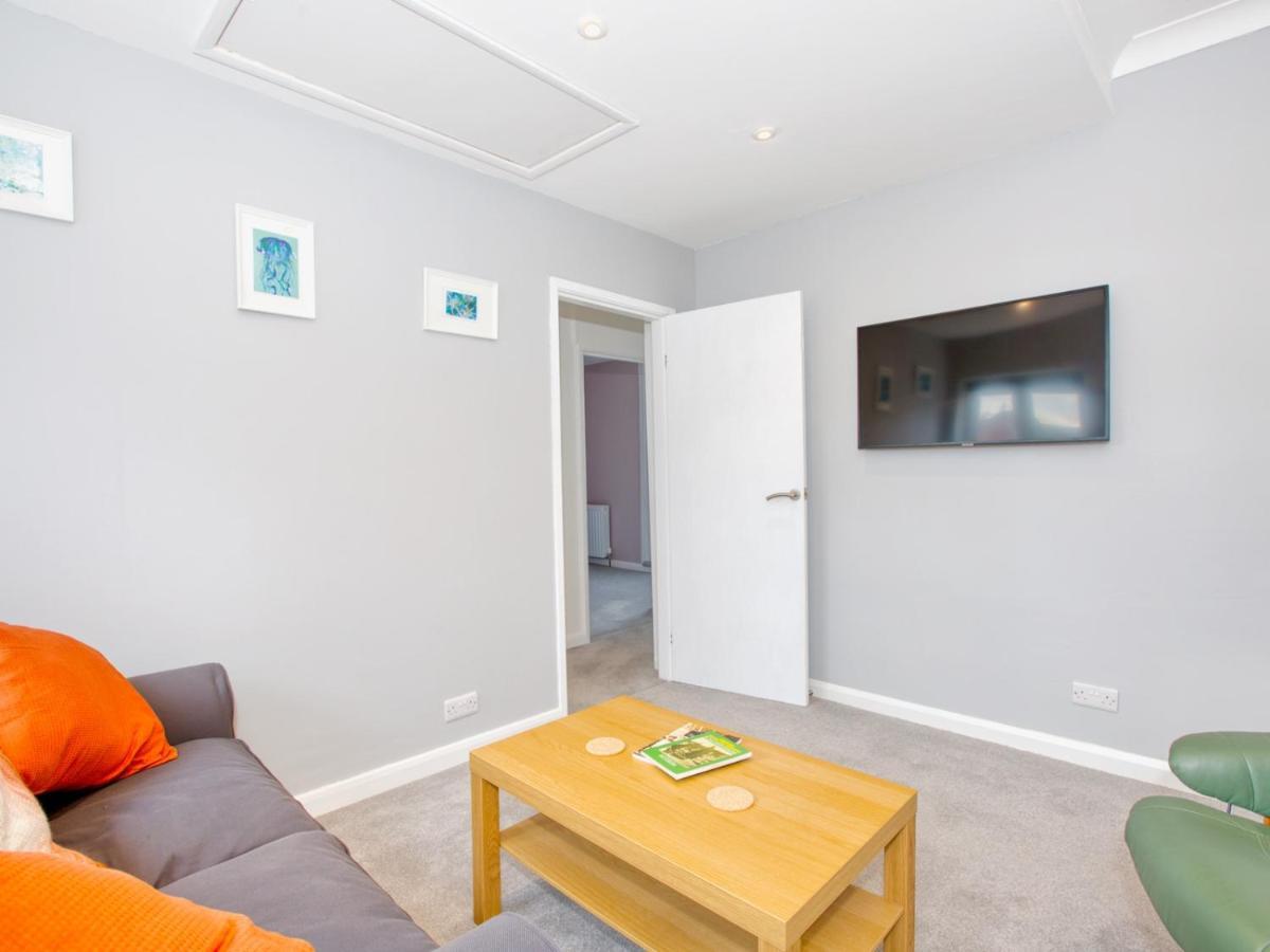Pass The Keys Lovely 2-Bed Apartment Colyton Near Jurassic Coast Екстер'єр фото