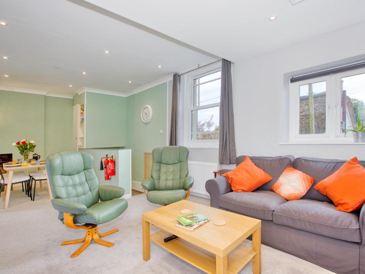 Pass The Keys Lovely 2-Bed Apartment Colyton Near Jurassic Coast Екстер'єр фото